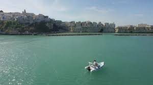 Meteo foggia ☀ previsioni del tempo per foggia, temperature, precipitazioni, venti, irraggiamento solare, inquinamento dell'aria. Foggia Stok Video Foggia Rekaman Bebas Royalti Depositphotos