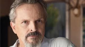 Las famosas que apoyan el mensaje negacionista de Miguel Bosé sobre la DANA