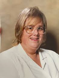 Sorry to learn yesterday that Dennis Fellows of the kitchen and bedroom  shop had passed away. He went to Stirchley School with my husband.