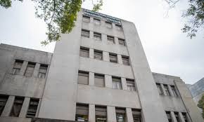 Escmid, ecmm) para biopsia orientada por tomografia deve ser realizada sempre que suspeita de mucormicose pulmonar. U9qtivhevkvy0m