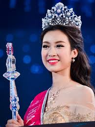 HOT: Lộ diện bạn trai bí ẩn lý tưởng của Hoa hậu Đỗ Mỹ Linh