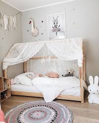 E M P T Y B E D Denn Die Maus Schlaft Lieber Bei Der Mama Im Grossen Bett B 2019 In 2020 Baby Room Interior Design Big Girl Bedrooms Toddler Rooms