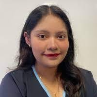 Elizabeth Chimal's Instagram, Twitter & Facebook