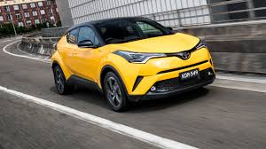 Çocuk koltuğunun basit, güvenli ve hızlı bir şekilde monte edilmesi, günlük kullanım için idealdir. 2017 Toyota C Hr Babydrive