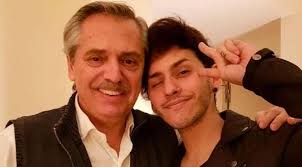 En general, la mayoría de personas transgénero no se identifican como no binarias. Dyhzy Voy A Cambiar Mi Dni Soy Una Persona No Binaria Tn