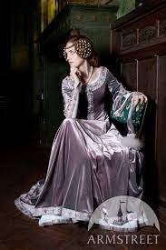 Maybe you would like to learn more about one of these? Mittelalter Kleid Rowena Hochzeitskleid Kaufen Vorhanden In Bordeaux Samt Grau Rosa Lavendel Samt Dunkelblauer Unechter Samt Blauer Schwan Borte Rote Rowena Borte Im Mittelalter Shop Armstreet