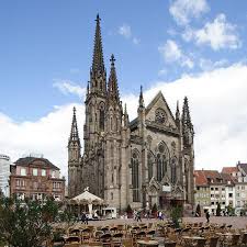 National din 1559 acestea trecura integral la calvinism,din ratiuni mai degraba. Ce CredinÈ›Äƒ Printre Francezi Religiile FranÈ›ei Teritoriul Special Provincia Alsacia