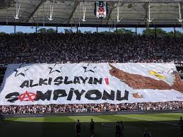 Hamza yerlikaya bulvarı cumali sok no:1:a dudullu / ümraniye / i̇stanbul +90 216 565 15 16 pbx +90 216 565 10 16 bayrak@elabayrak.com. Besiktas Taraftarindan Pankart Alkislayin Sampiyonu