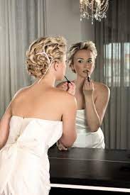 Mother Of The Groom Hair Do Hair Stylist Christen Swearengin Talks Hot Bridal Hairdos For Wedding Hairstyles Bride Bride Hairstyles Wedding Hair Front