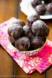 Moist Chocolate Donut Holes Baked Not Fried And Thickly Covered In A Sweet Chocolate Donuts Recipe Chocolate Glazed Donuts Recipe Chocolate Doughnuts Recipe