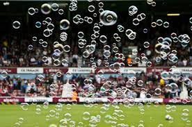 I'm forever blowing bubbles, pretty bubbles in the air they fly so high, nearly reach. The Japanese Fascination With Bubbles West Ham Till I Die