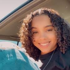 Aaliyah Ross's Instagram, Twitter & Facebook