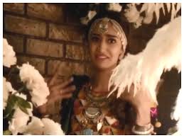 Erica fernandes' instagram the famous television show kuch rang pyar ke aise bhi , which is about a romantic relationship between dev and sonakshi, recently confirmed its third season. Bollywood Breaking News Entertainment News Exclusive The Mark Manuel Interview Interview Peepingmoon Special Box Office Reviews Television Telly Buzz Exclusive News Interview On Television Sets