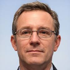 Dean Sommers's Instagram, Twitter & Facebook