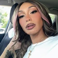 Boundary Bay Brewery, un ícono de Bellingham por 30 años, cerrará sus  puertas 😔. Janet Lightner, cariñosamente conocida como "Mama J", describe  el cierre como un proceso de duelo lleno de emociones.