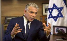 Izraelski opozicioni lider yair lapid se približio smjeni aktuelnog premijera benjamina netanyahua nakon što je predsjednika izraela službeno obavijestio da je postigao dogovore s političkim. Lapid We Need To Build A High Wall And Get The Palestinians Out Of Our Sight The Times Of Israel