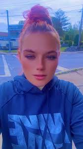 Brandy Humphrey's Instagram, Twitter & Facebook