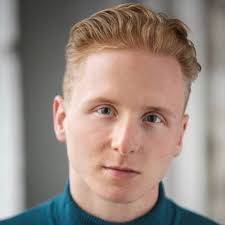 Luke Cartwright's Instagram, Twitter & Facebook