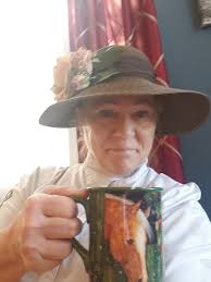 Coffee in hand, and the pony is ready to go! Happy Horseshow Saturday <3