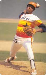 Richard #260 signed autograph auto 1977 topps baseball trading card. J R Richard Tribute