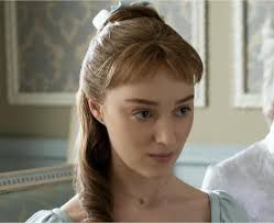 Daphne's bangs in season 1 were distracting