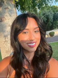 Is there a private room available for lease take over in Hale Mahana?