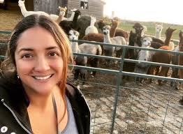 Hi ! I am Daisy Ojeda . The owner of Asirí's Treasures. I am a single mom  and an entrepreneur I take pride in my work and I love bringing beautiful  clothing