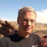 Arif Surmen's Instagram, Twitter & Facebook