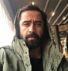 Burçin terzioğlu'nun 2015 yılı son yeni sevgilisi beraber dizde başrol paylaştığı i̇lker kaleli'dir. Burcinterzioglu Nun Yeni Sevgilisi Umut Duygu Magazin Haberleri
