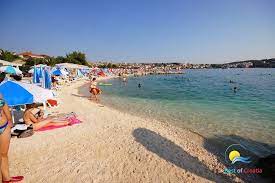 Beach Copacabana Okrug Gornji Bestofcroatia Eu Beach Guide Copacabana beach, okrug gornji beach/beaches, ciovo island, croatia/ plaza copacabana this beach is located on the northern coast of the island of ciovo in the tourist town of okrug gornji near. beach copacabana okrug gornji