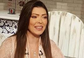 قالت الإعلامية شريهان أبو الحسن، إن من أكثر الجمل التي يحب الرجل أن يسمعها، مقدرة تعبك ودايما بدعيلك، ربنا يوقفلك ولاد الحلال ويرزقك. Ø´Ø±ÙŠÙ‡Ø§Ù† Ø£Ø¨Ùˆ Ø§Ù„Ø­Ø³Ù† Ù†Ø±ÙØ¶ ØªØµØ¯ÙŠØ± Ø§Ù„ÙƒØ¢Ø¨Ø© Ù„Ù„Ù…Ø´Ø§Ù‡Ø¯ÙŠÙ† ÙÙ‰ Ø³Øª Ø§Ù„Ø­Ø³Ù† Ø¨ÙˆØ§Ø¨Ø© Ø§Ù„Ø´Ø±ÙˆÙ‚ Ù†Ø³Ø®Ø© Ø§Ù„Ù…ÙˆØ¨Ø§ÙŠÙ„