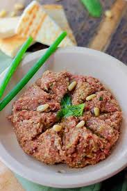 Kebbe Naye Kibbeh Nayyeh Recette Levantine 196 Flavors In 2020 Kibbeh Kibbeh Recipe Syrian Food