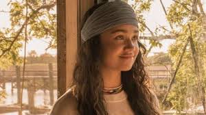 Now, fans feel bad for j.j. Bandana Headband Worn By Kiara Madison Bailey In Outer Banks S01e02 Spotern