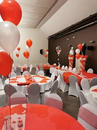 Lot de 3 guirlandes de fanions en plastique 3m65 x 3 rouge à pois blanc. Nos Creations De Mariage Anniversaire Et Incentive Fetes Et Ballons