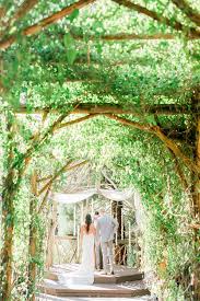Wedding Ceremony Site At Pine Rose Cabins Lake Arrowhead Wedding Venue Bohemian Bride And Groom With Flower Wedding Ceremony Sites Wedding Venues Cabin Wedding