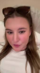 Saar (@sarah..bello)