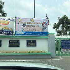Download lagu mp3 & video: Fotos Em Smk Bandar Seri Putra