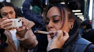 NYC marijuana shop in Manhattan run by man with pot conviction