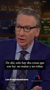 “Si vas a poner una lista de reglas en cada salón de clases, no hagas que  sea una lista estúpida.” #BillMaher, ., ., @realtimers , #10comandments  #los10mandamientos #texas #cristianos #biblia #niños ...