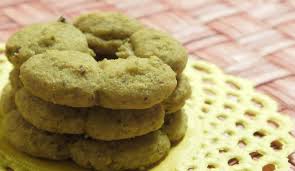 Facili e veloci da realizzare adatti anche agli intolleranti al latte. Biscotti Salati Al Pesto Ricetta Leggera Senza Burro E Uova