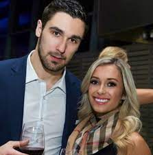Stick taps for cedric paquette at the start of the #canes morning skate. Cedric Paquette S New Girlfriend Marie Kamille Groleau Bio Wiki