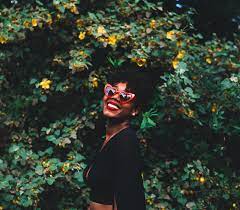 Download and use 10,000+ profile picture stock photos for free. How To Take Cool Profile Pictures For Social Media