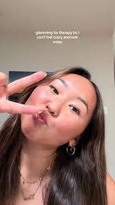 live laugh love therapy!! ✨🤝🏻 using @L’Oréal Paris lumi glotion  #makeupgrwm #tanningdrops #loreal