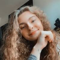 Carolanne Johnson's Instagram, Twitter & Facebook