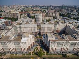Эта элитная постройка занимает площадь 4 гектара и по стилю оправдывает свое название. Zhk Anglijskij Kvartal Ceny Na Sajte Ot Oficialnogo Zastrojshika Avtokombinat 32 Planirovki Zhilogo Kompleksa Ipoteka Akcii Novostrojki Moskva Cao Zamoskvoreche Mytnaya Ulica 7s1 Cian