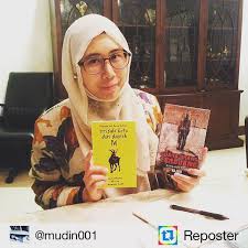 Peluncuran buku sayang buat papa & my dear papa karya nurul hana anwar, petaling jaya 27/08/2015. M Farez On Twitter Nurul Hana Anwar Bersama Dua Judul Terbitan Penerbitkaukab Trisulakatadaridaerahm Dan Suaraorangterbuang Http T Co N7jj4larbj