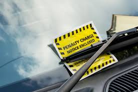 ¡Cuidado! 5 Errores al Estacionar que te Costarán una Multa ENORME