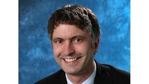 IT-Arbeitsmarkt: Heißes Werben um Fachkräfte