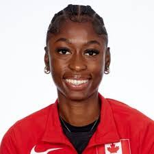 Alyssa Marsh's Instagram, Twitter & Facebook