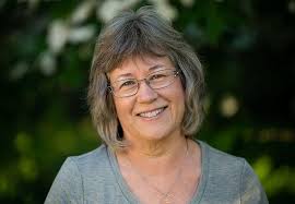 Grace's Pictures (Ellis Island): Thomson, Cindy: 9781414368436: Amazon.com:  Books